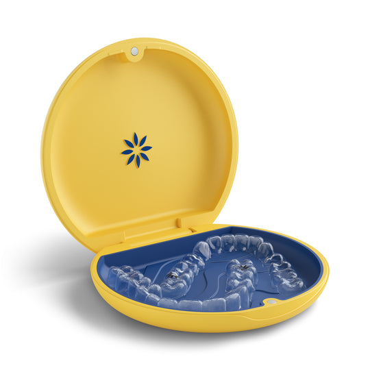 Invisalign™ Aligner and Retainer Case (Yellow)