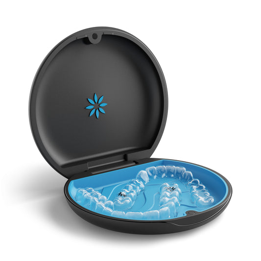 Invisalign™ case – black aligner and retainer case